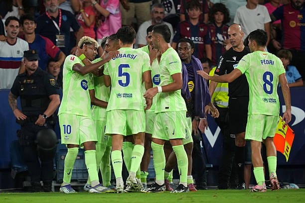 من يضحك أخيرًا؟ صراع مبكر على القمة بين ريال مدريد، أتلتيكو وبرشلونة