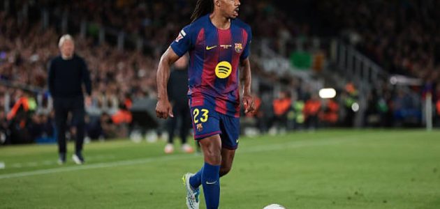 كوندي يحسم موقفه من مستقبله مع برشلونة وسط اهتمام بايرن ميونيخ